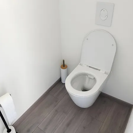 Familial Pied Des Montagnes